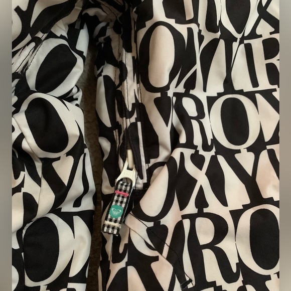 Roxy winter jacket - Picture 3 of 4